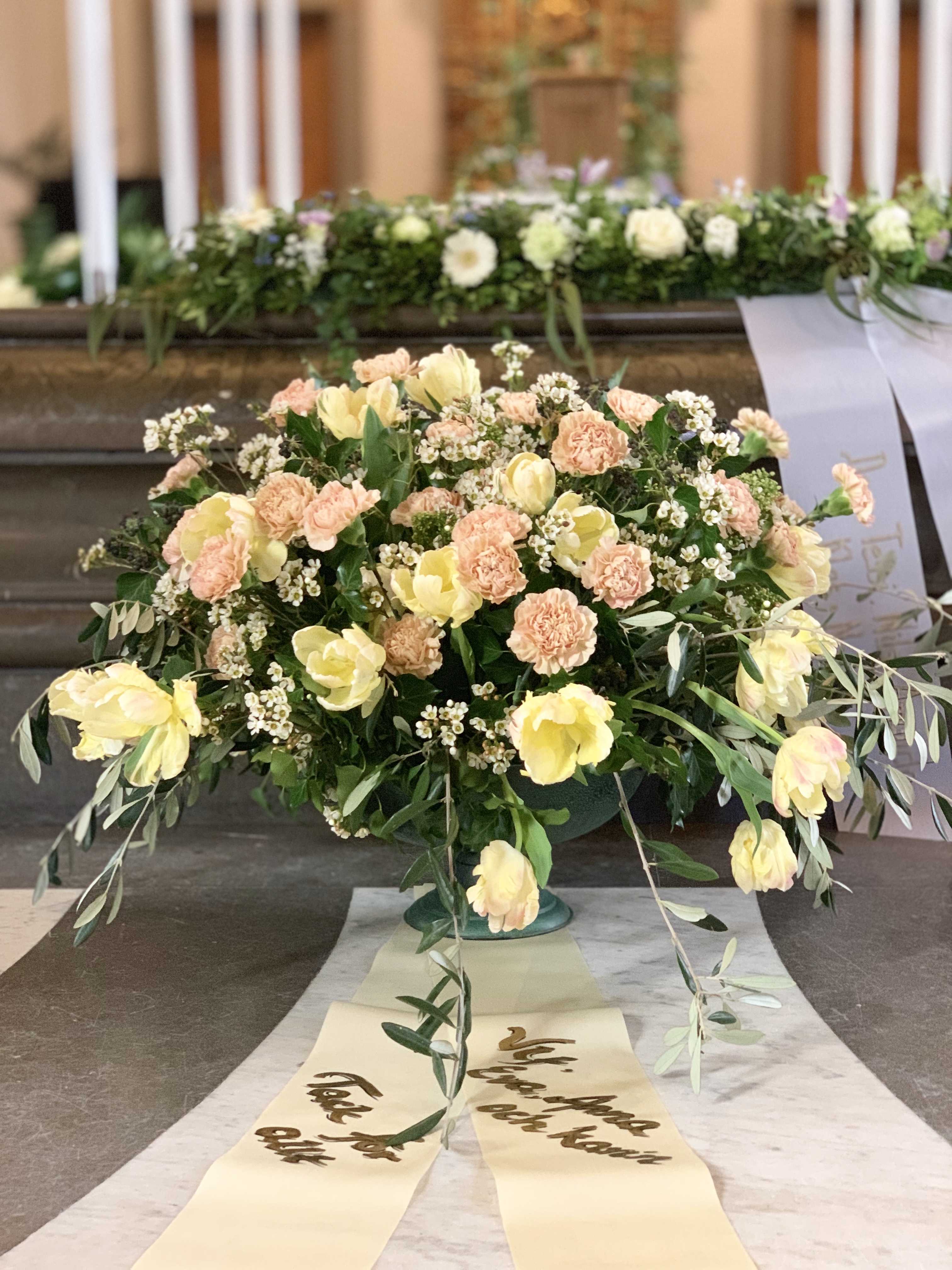 blomsterarrangemang_madeleines_tradgard